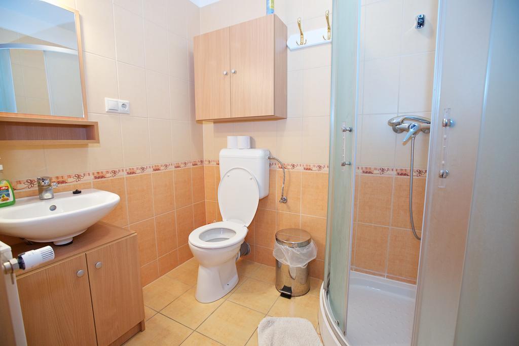Zoli Apartmanok-Bródy 51-53 Hajdúszoboszló Exterior foto